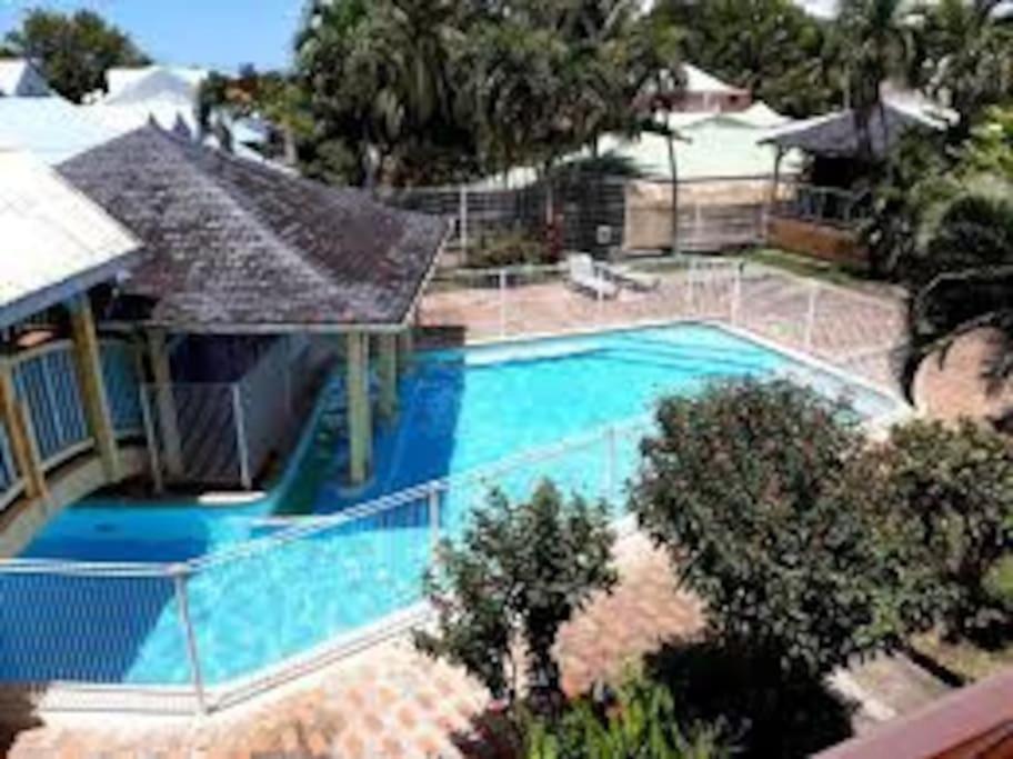 Appartement Ker-Eol Residence Canouan Sainte-Anne Avec Piscine Bagian luar foto