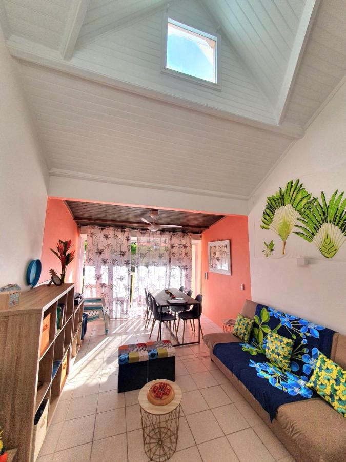 Appartement Ker-Eol Residence Canouan Sainte-Anne Avec Piscine Bagian luar foto
